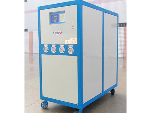  工業冷水機廠家怎樣介紹低溫冷水機組的類別？